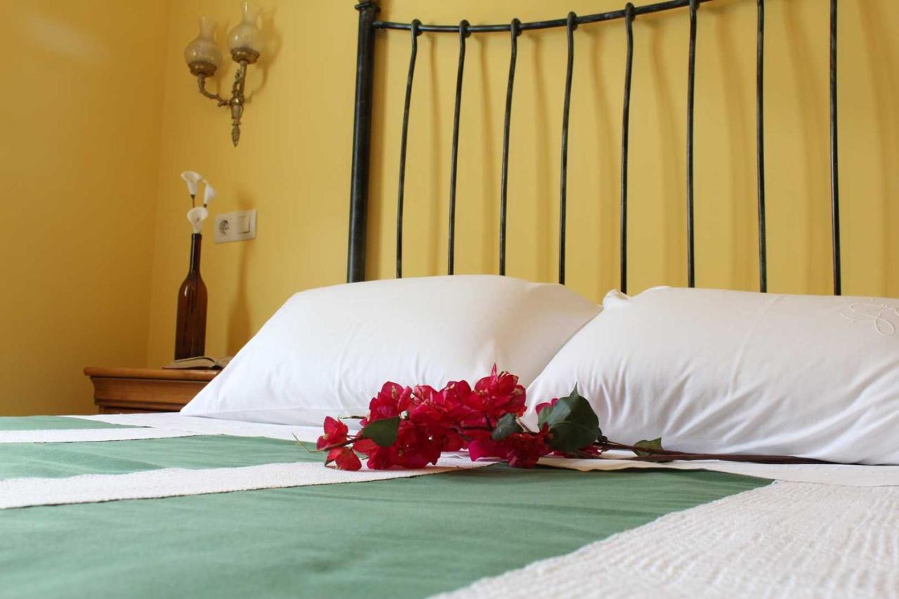 Apartamentos Casa Germana Тапиа де Касариего Екстериор снимка