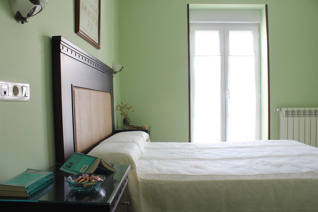 Apartamentos Casa Germana Тапиа де Касариего Стая снимка